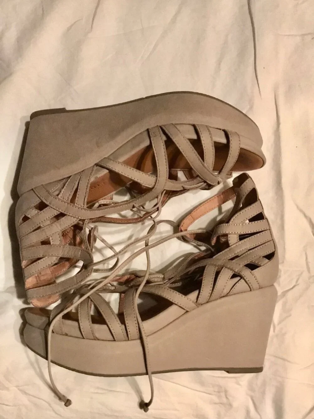 NWOB Gentle Souls by Kenneth Cole Joy Lace Up Wedge Sandals